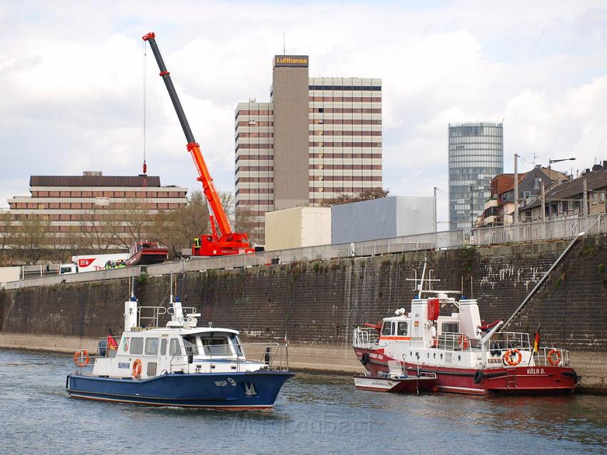 Wartungsarbeiten Rettungsboot Ursula P16.JPG